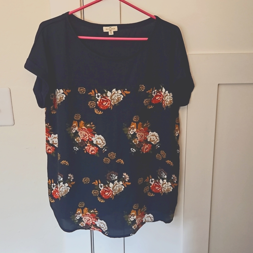Mason & Belle XL navy floral blouse